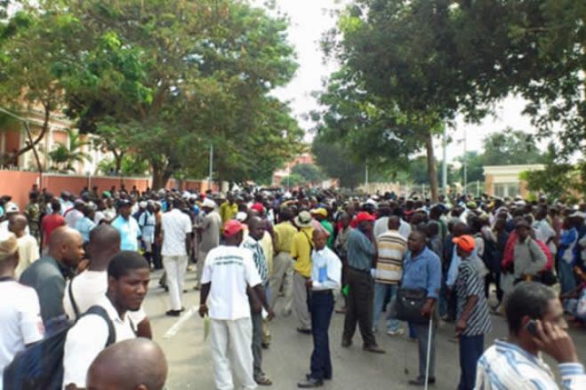 Ex-trabalhadores da Endiama ameaçam "abandonar o MPLA"