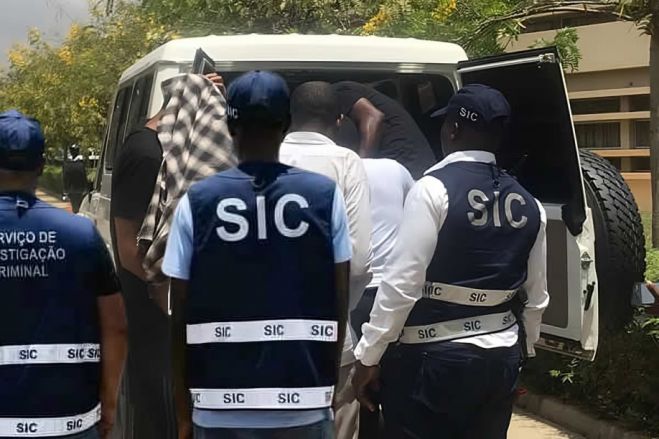 SIC detém 2 cidadãos envolvidos no crime de abuso sexual contra menor de 15 anos em Viana