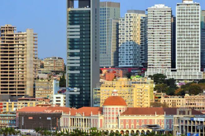 Angola empenhada em ter economia menos dependente do petróleo