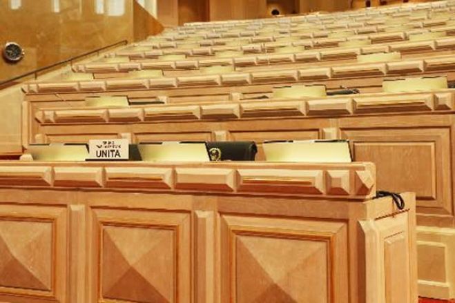 UNITA abandona parlamento em protesto contra “quebra de compromisso político” do MPLA