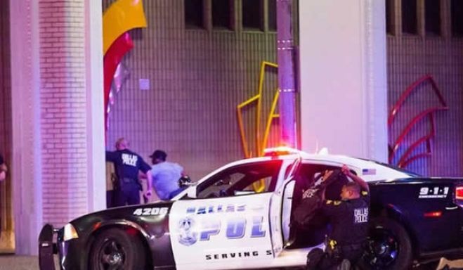 Cinco polícias mortos a tiro e sete feridos em manifestação em Dallas