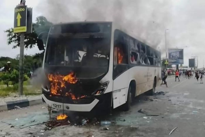 UNITA em Luanda condena actos de vandalismo durante greve dos taxistas