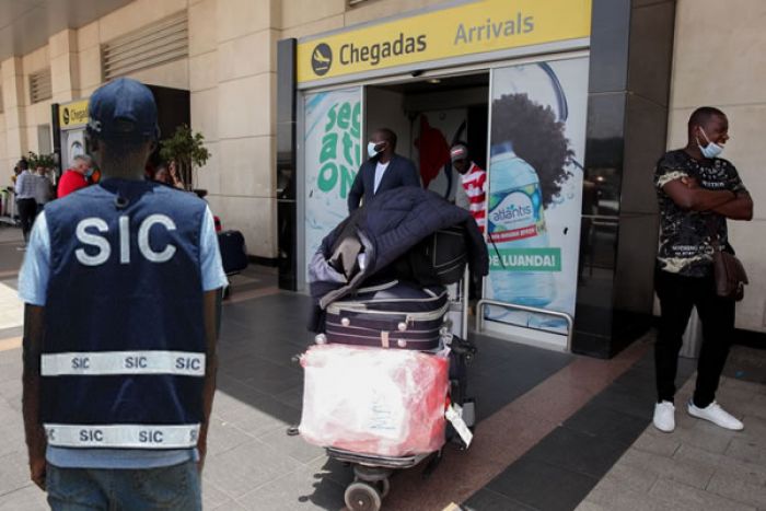 Três pessoas detidas em Luanda por tráfico de cocaína proveniente do Brasil