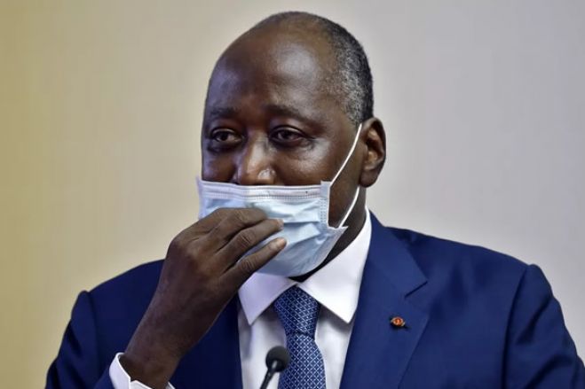 Primeiro-ministro da Costa do Marfim morre após desmaiar em reunião com ministros