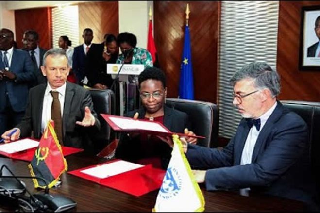 FMI discute com Angola alternativas após fim do programa de assistência financeira