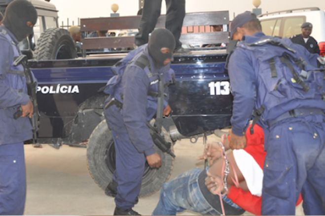 Tortura e Maus Tratos: O direito de discordar o dever de dizer porquê