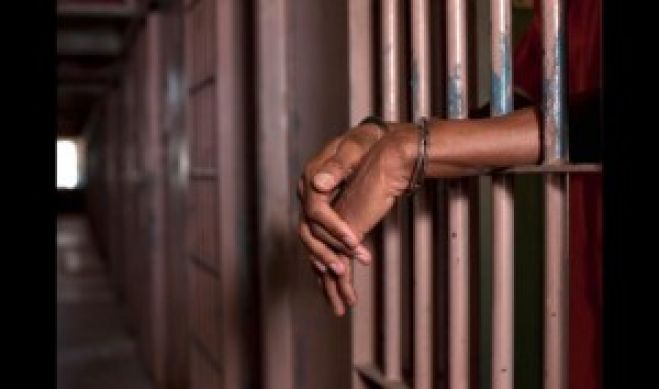 Tribunais angolanos podem aplicar prisão domiciliária a partir de dezembro