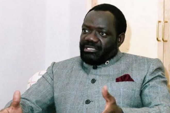 Exumação dos restos mortais de Jonas Savimbi pronta para avançar - PR