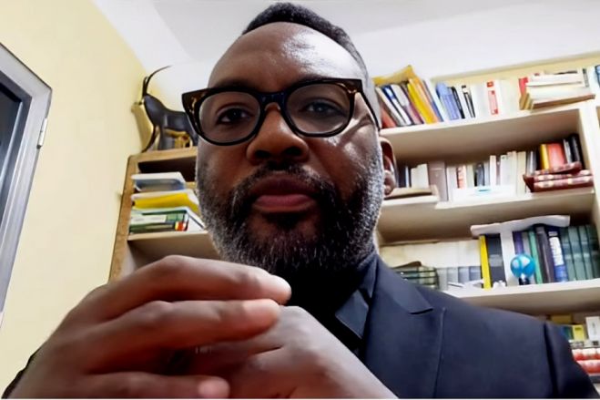“Luta de titãs” entre João Lourenço e Higino Carneiro expõe divisões no MPLA, diz analista