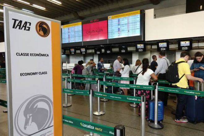 Passageiros da TAAG em Luanda impedidos de viajar para o exterior sem bilhete válido de regresso