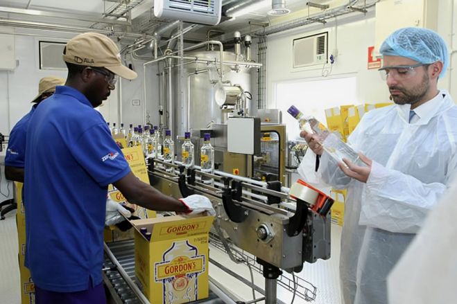 Angola cresce só 2% este ano e suspende consolidação devido às eleições