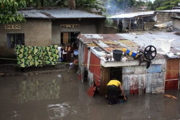 Chuva forte deixa mais de 1.770 pessoas desalojados em Luanda