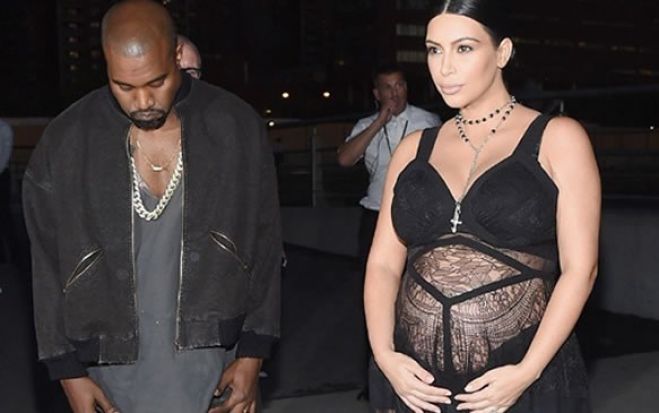 Kim Kardashian &#039;proibiu&#039; Kanye de a ver nua depois do parto