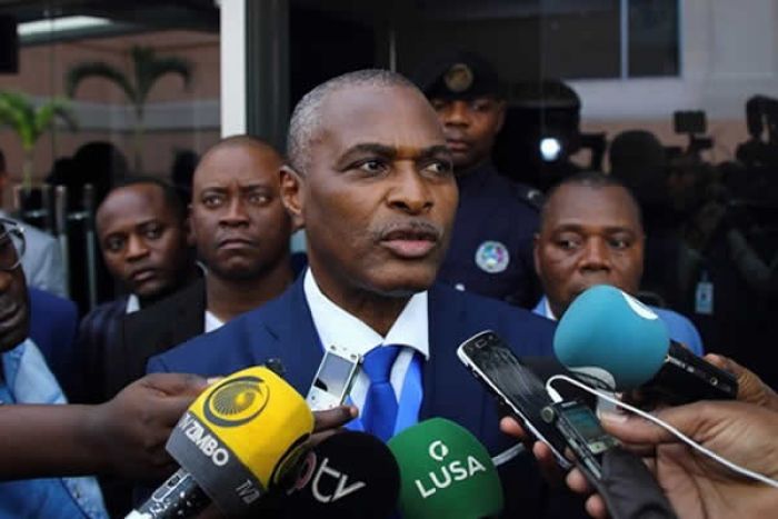 Abel Chivukuvuku favorável a coligação da oposição nas eleições gerais angolanas de 2022