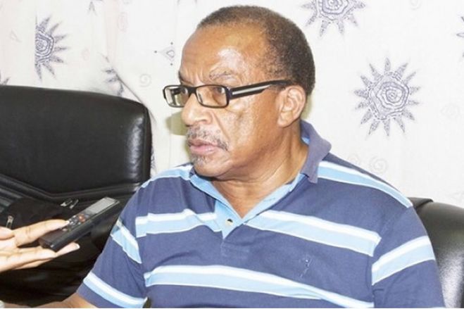 Ao mais velho Justino Pinto de Andrade - A gratidão na hora do abandono