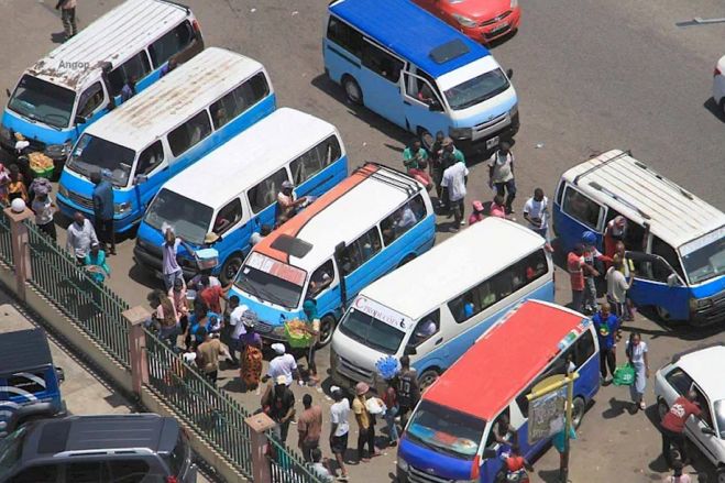 Taxistas angolanos iniciam greve de três dias