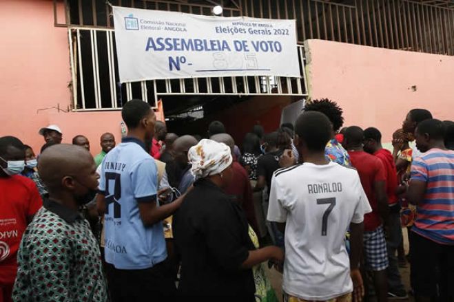 Movimentos cívicos reportam incidentes nas assembleias de voto