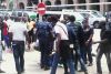 Polícia volta a travar marcha contra abusos e detém ativistas em Luanda
