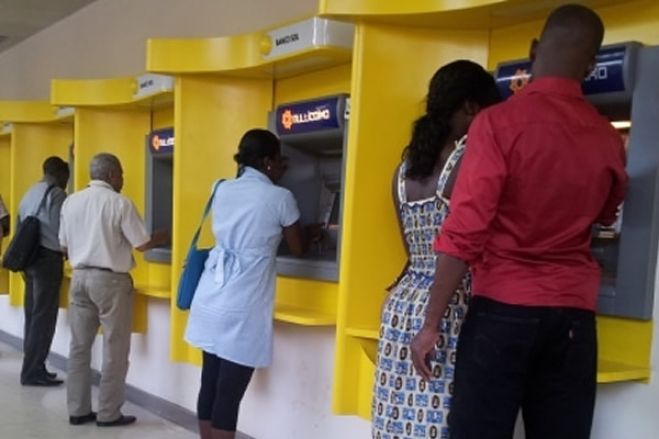 BNA reajusta para 9 milhões de kwanzas limite de transferências por cartão multicaixa