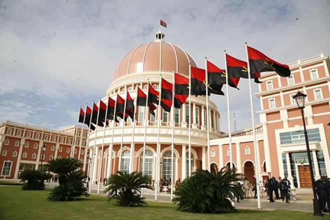 Orçamento da Assembleia Nacional sobe 95%, para cerca de 270 milhões USD