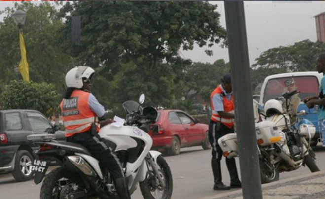Detenção de condutores por tentativa de suborno prossegue em Luanda