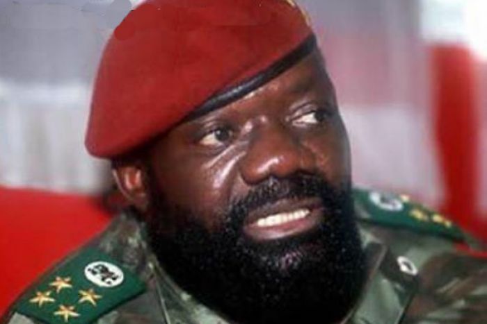 UNITA busca fundos para enterrar Jonas Savimbi e é alvo de críticas