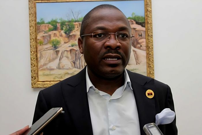 MPLA diz que epidemia de cólera em Angola é um &quot;grave desafio&quot;