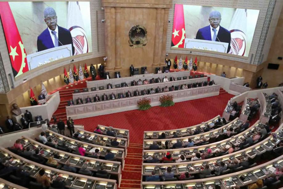 MPLA e UNITA decidem unir propostas de lei sobre institucionalização das autarquias