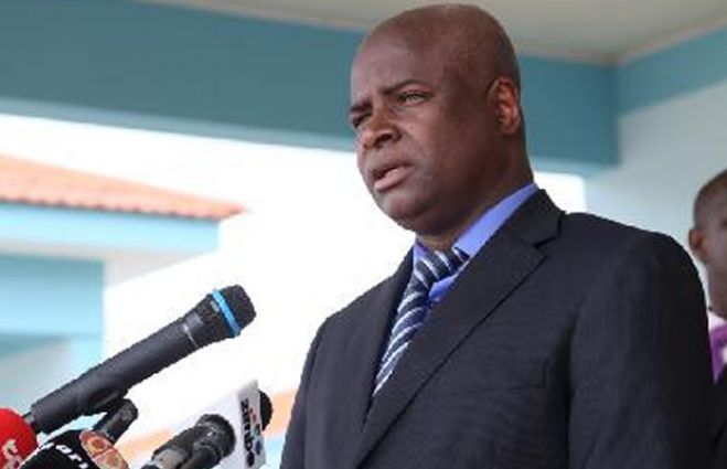 Planos estrangeiros para desestabilizar Angola previam mortes, diz ministro