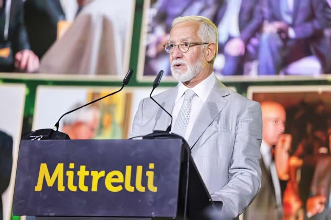 “Americanos estão a tentar empurrar os chineses de África” - Haim Taib