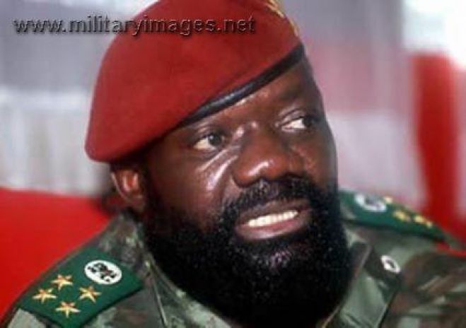 UNITA diz ter tomado "boa nota" ao facto de enterro de Savimbi não ter honras de Estado