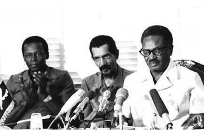 Período embrionário do MPLA