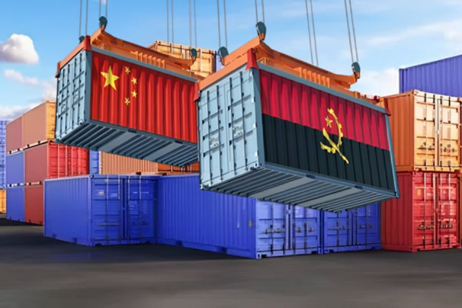 Trocas comerciais entre Angola e China registam decréscimo de 20% este ano