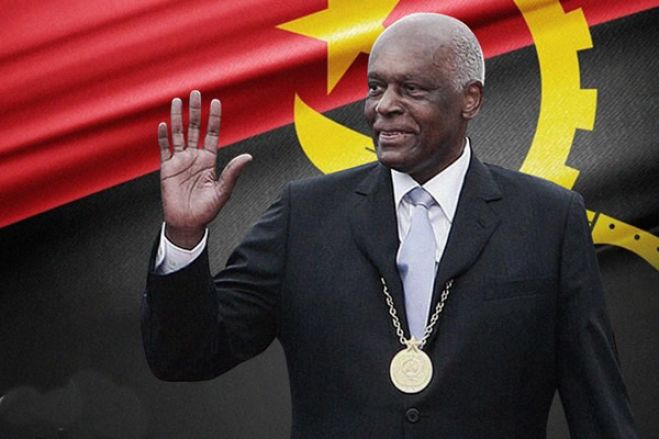 Corpo de José Eduardo dos Santos chega este sábado a Angola