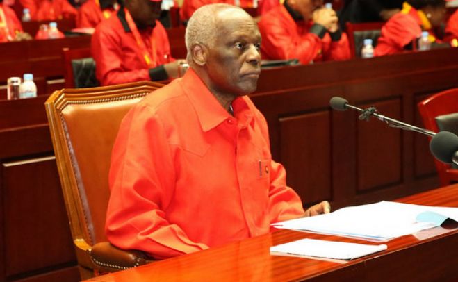 MPLA traça estratégia para saída da crise