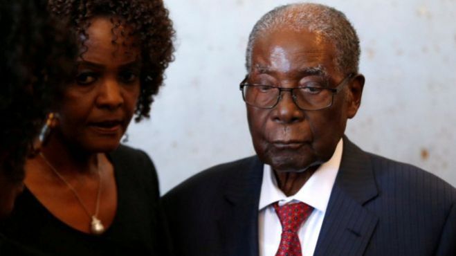 Ex-Presidente do Zimbabué Robert Mugabe já não anda devido a saúde frágil