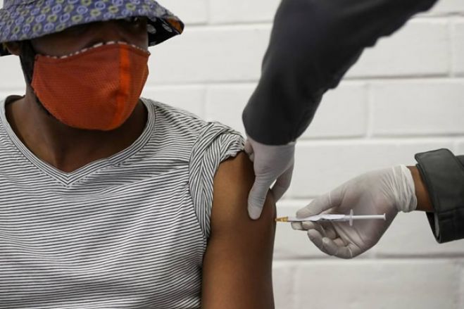 África do Sul iniciará 1º teste de vacinas contra covid-19 da África