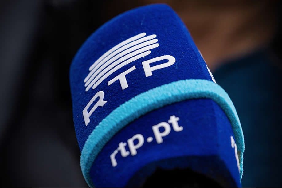 Governo português &quot;lamenta seriamente&quot; expulsão da equipa da RTP da Presidência angolana