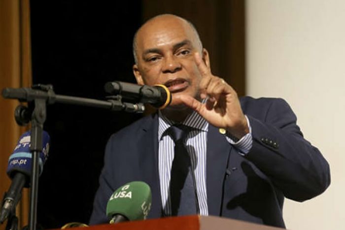 Líder da UNITA  acusa governo angolano de violar a lei do registo eleitoral oficioso