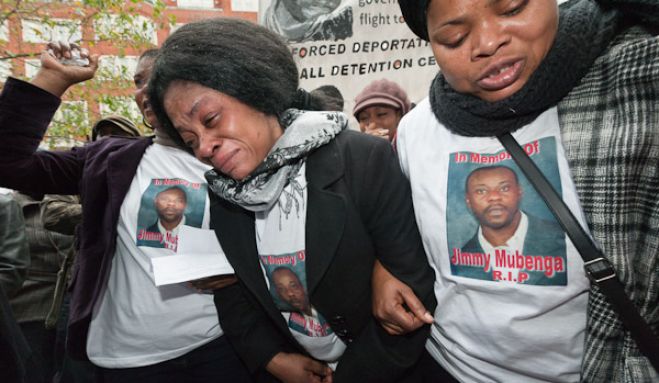 Ministério Público britânico acusa três guardas pela morte de angolano em 2010