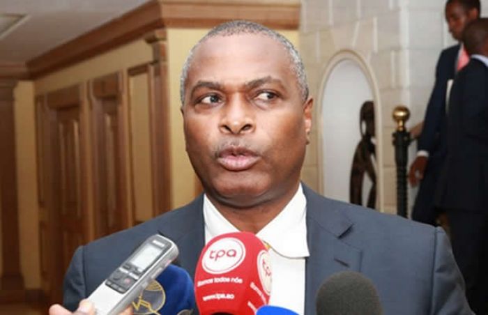 Abel Chivukuvuku afasta &quot;regresso&quot; ao parlamento