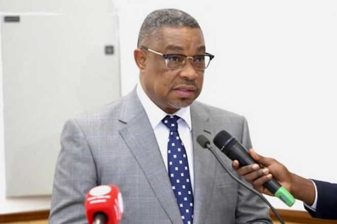 Ministro do Interior apela à polícia nacional para respeitar os cidadãos