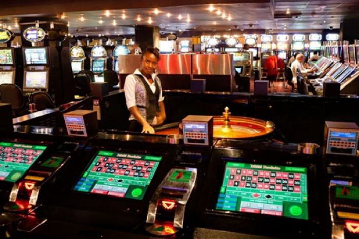 Casinos e casas de jogos permitidos funcionar em Angola após mais de um ano encerrados