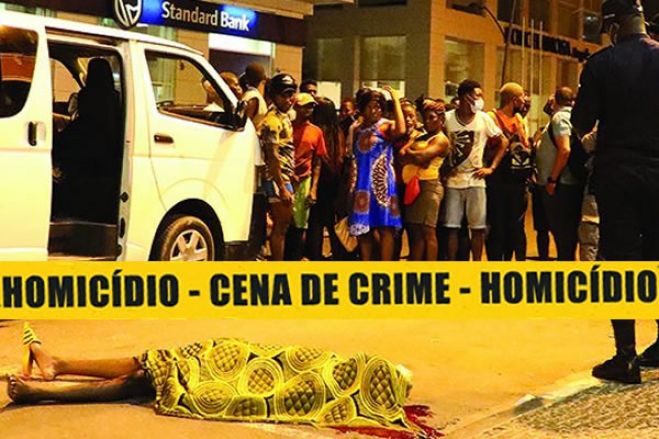 Efectivo da Polícia mata noivo da namorada