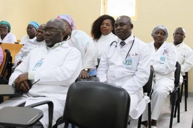 Brasil compromete-se a apoiar formação de 3.620 profissionais de saúde angolanos