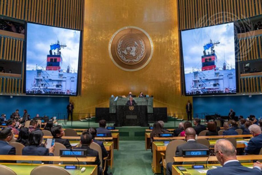 Com voto de Angola, ONU condena Rússia por anexar partes da Ucrânia
