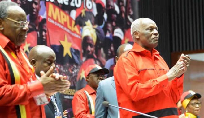 O MPLA nunca abandonou o povo, sempre lutou pelo povo.