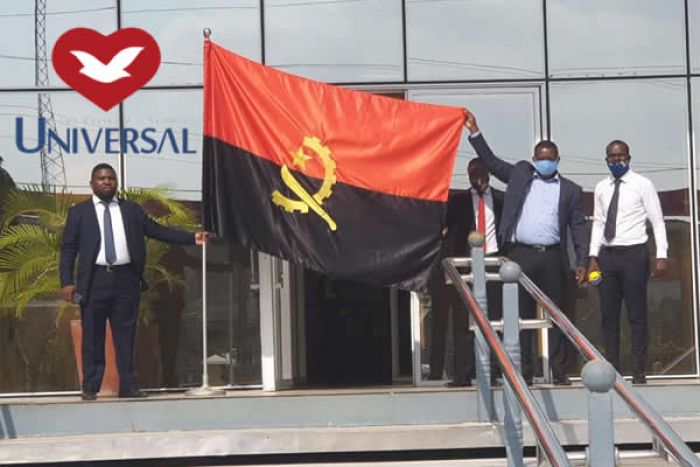 A batalha por dinheiro, poder e fiéis da Igreja Universal em Angola