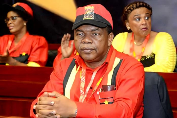 No MPLA, a hora de todos os medos