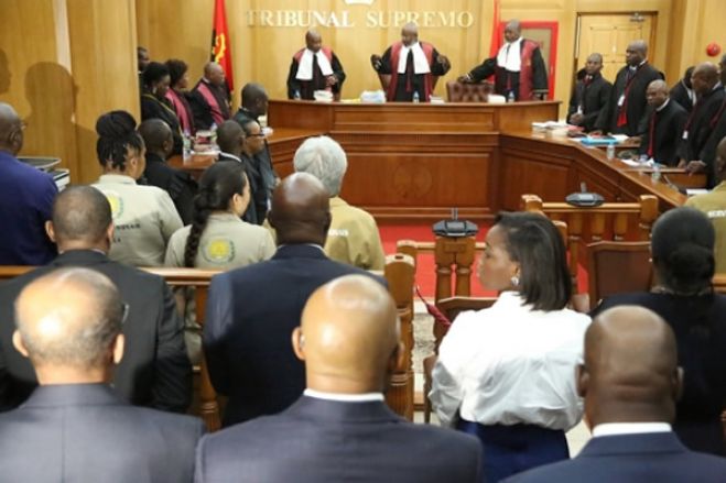 Dossiês &quot; Burla Tailandesa &amp; Fundo Soberano &quot;: é uma farra na selva para a diversão dos animais